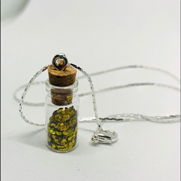 (K3) Gold Glitter Bottle Necklace - Picture 5 of 5